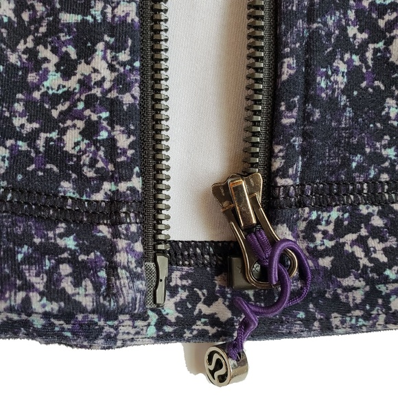 Lululemon Define Jacket - Picture 2 of 7